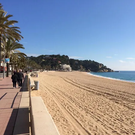 Sea & Beach Lloret Апартаменти *