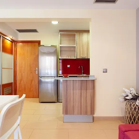Sea & Beach Lloret Apartment